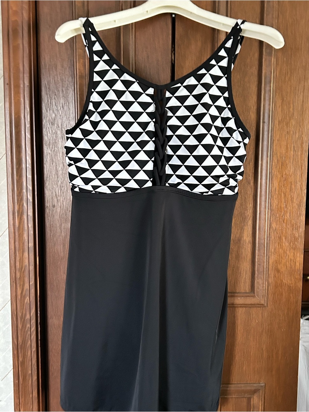 Swimsuits For All Black and White Geometric Tank Swimdress